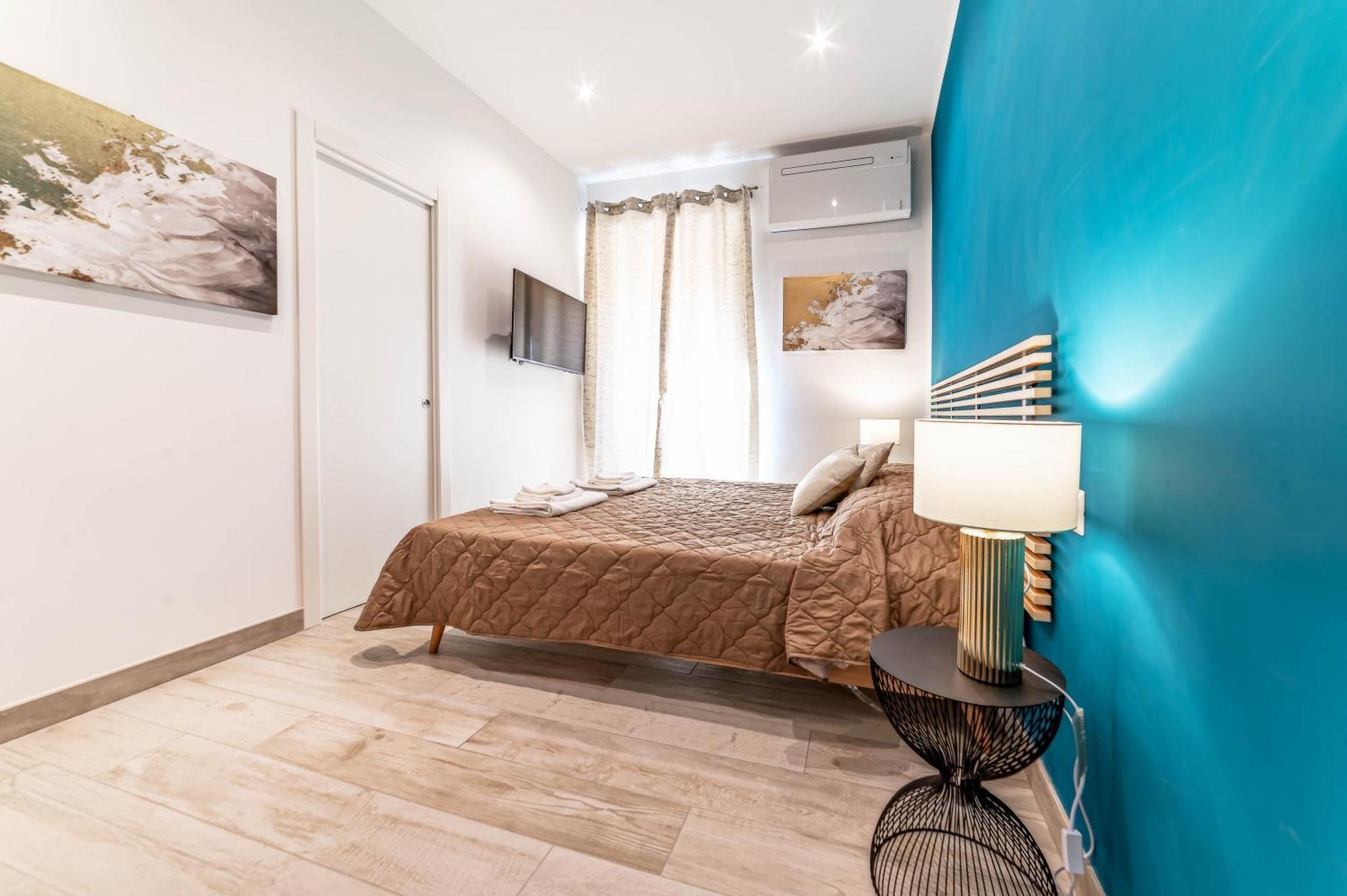 Colosseo Cozy Rooms B&B โรม ภายนอก รูปภาพ