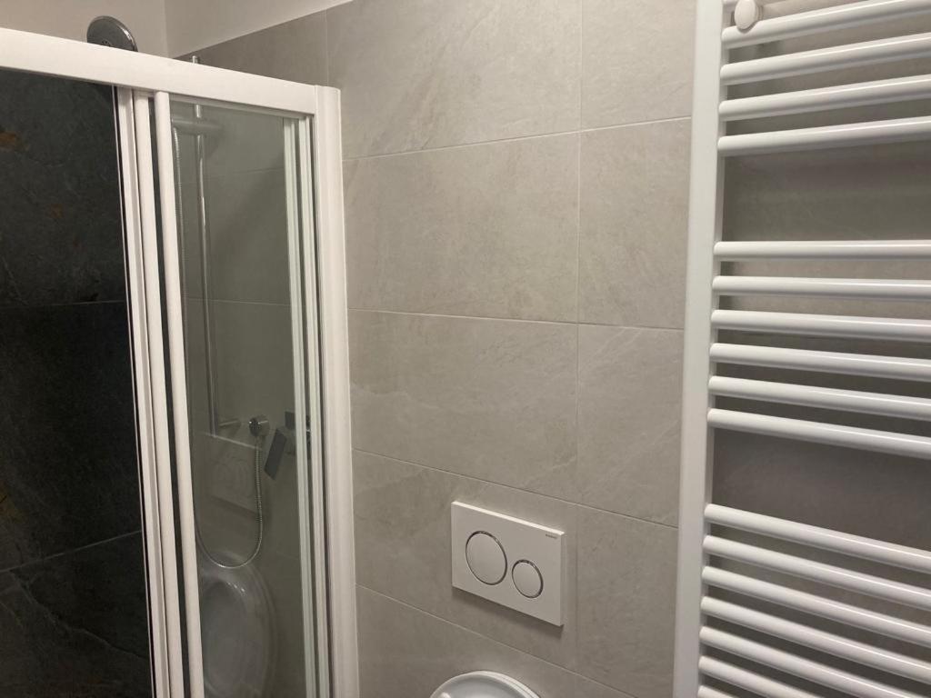 Colosseo Cozy Rooms B&B โรม ภายนอก รูปภาพ